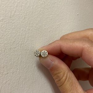 Diamond earrings